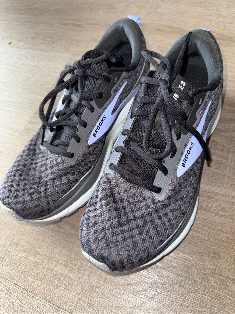 Brooks Trace 3 Women's Running Shoes Size 9 Grey Lilac Purple Black
